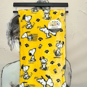 Snoopy easter spring blanket